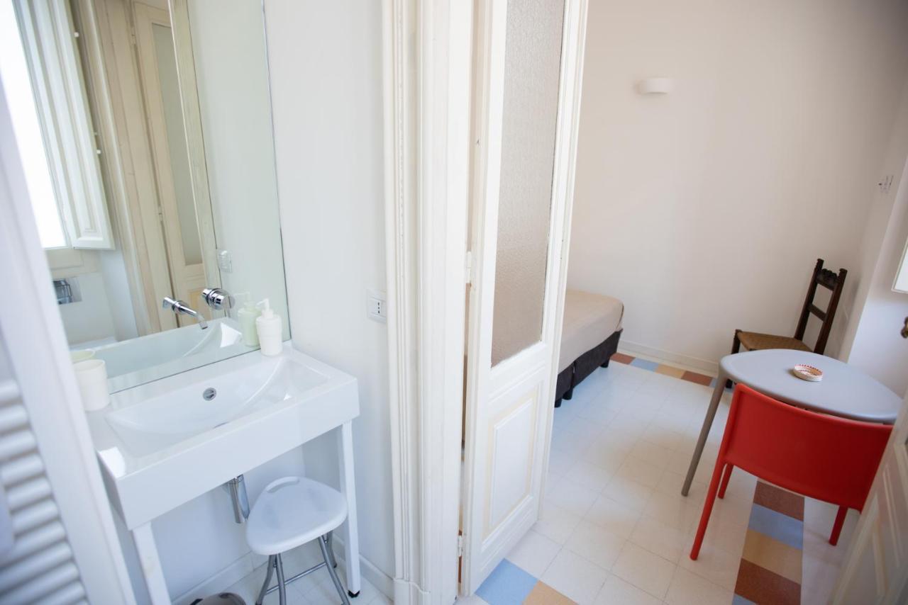 B&B Angioy 18 Cagliari Exterior photo